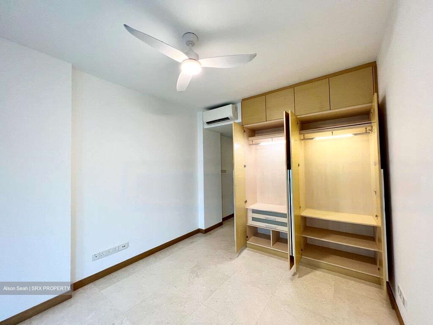 The Berth By The Cove (D4), Condominium #466758231